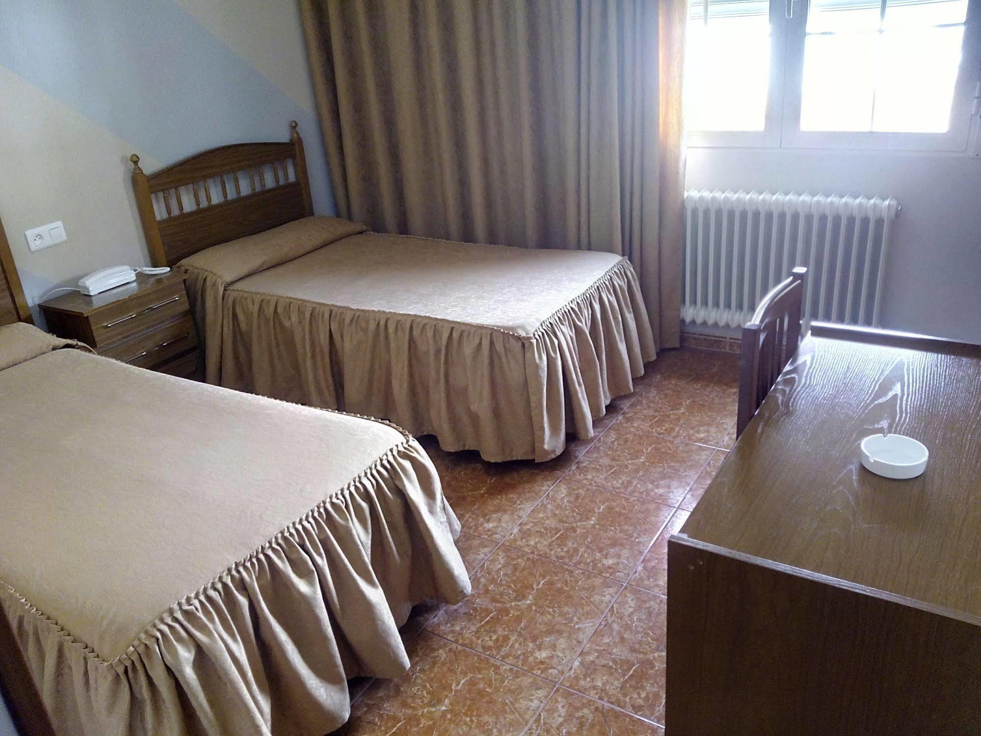 Hotel Europa Tomelloso Extérieur photo